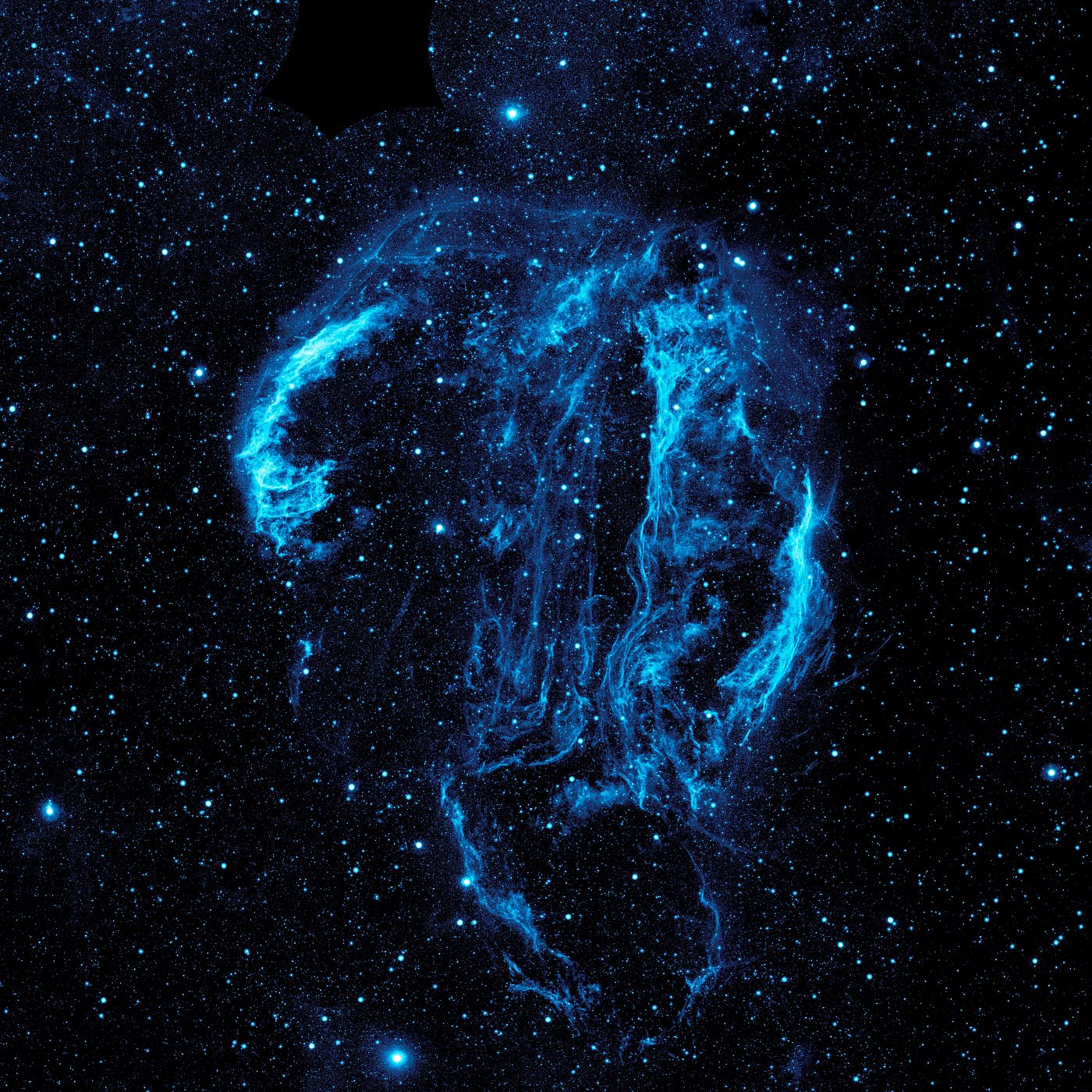 La imagen ultravioleta de la nebulosa Cygnus Loop captada por la NASA