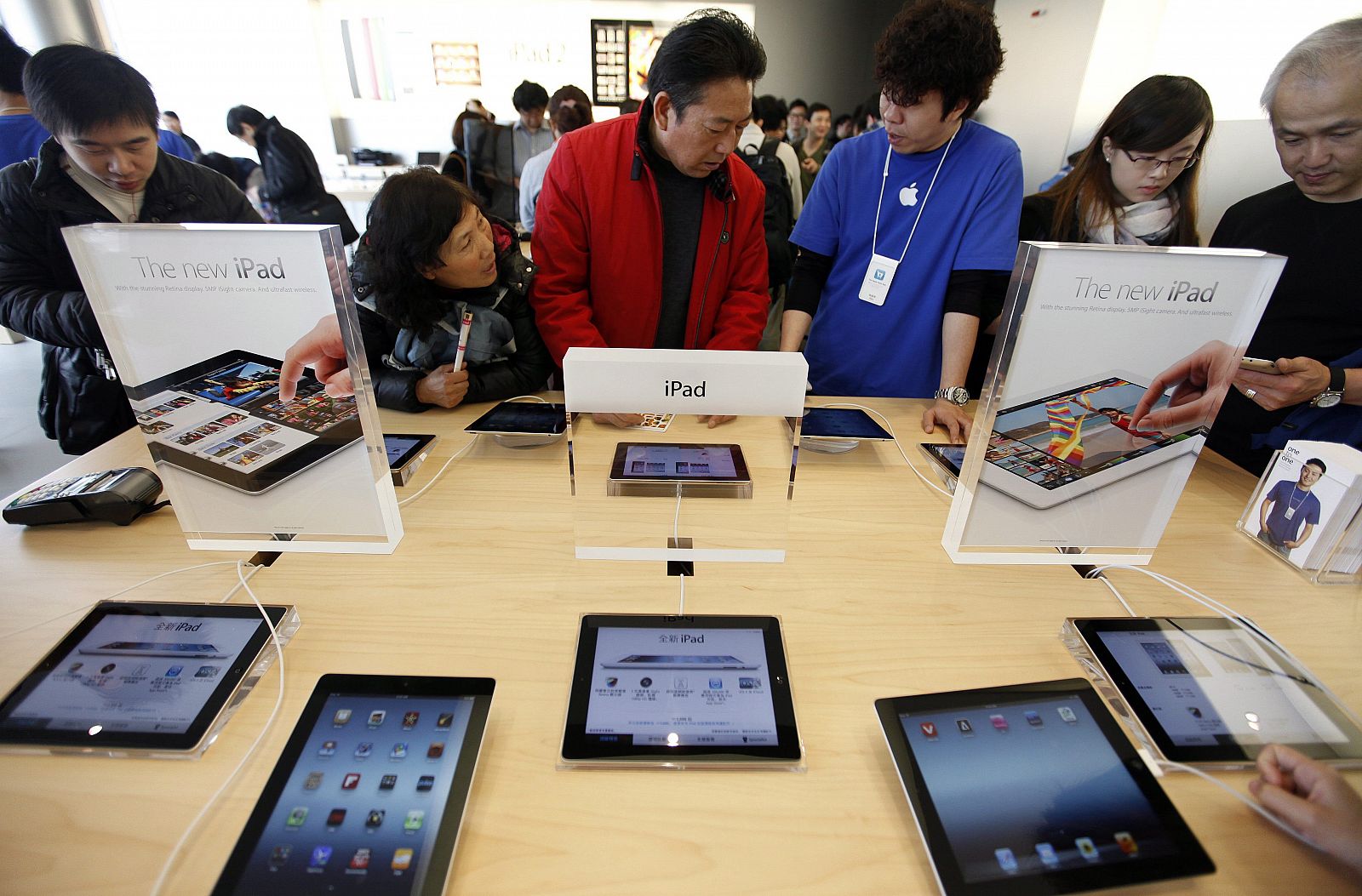 iPads en la tienda Apple en Hong Kong (China).