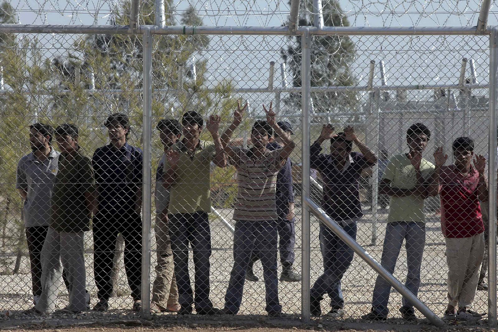 Inmigrantes irregulares en el campamento de detención de Amygdaleza, en Grecia