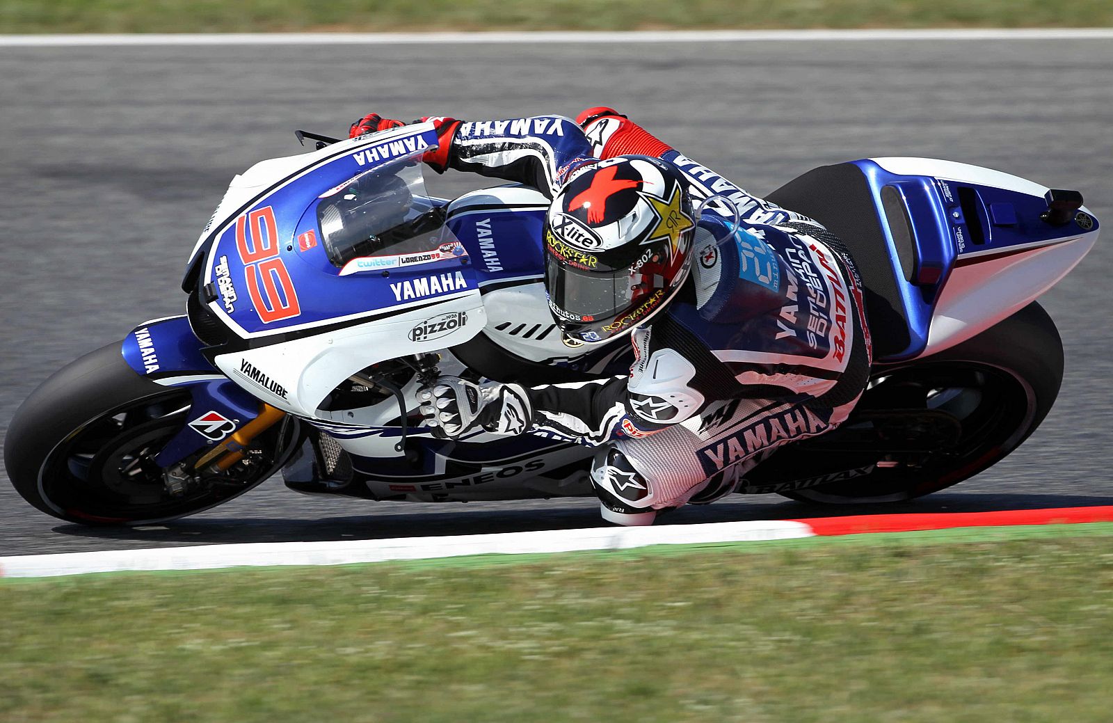 El piloto español de MotoGP Jorge Lorenzo (Yamaha) en pista