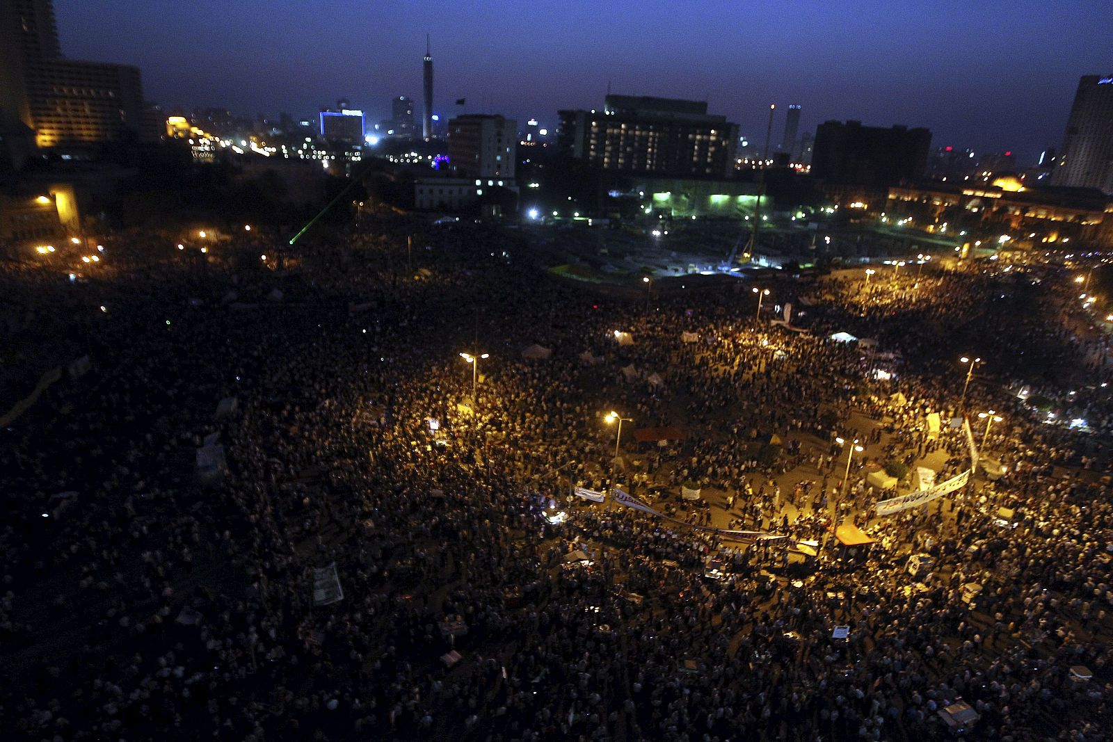 La plaza Tahrir, tras un día de masivas protestas en El Cairo.
