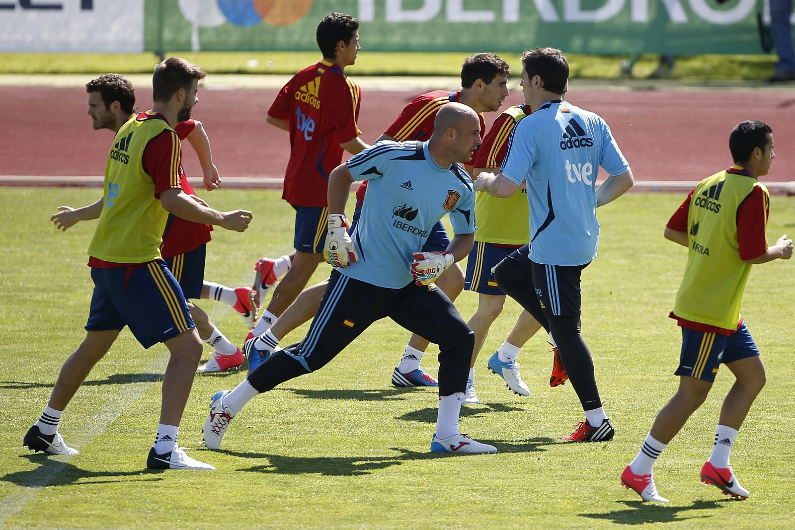 Los jugadores de la selección española durante un entrenamiento en una imagen de archivo.