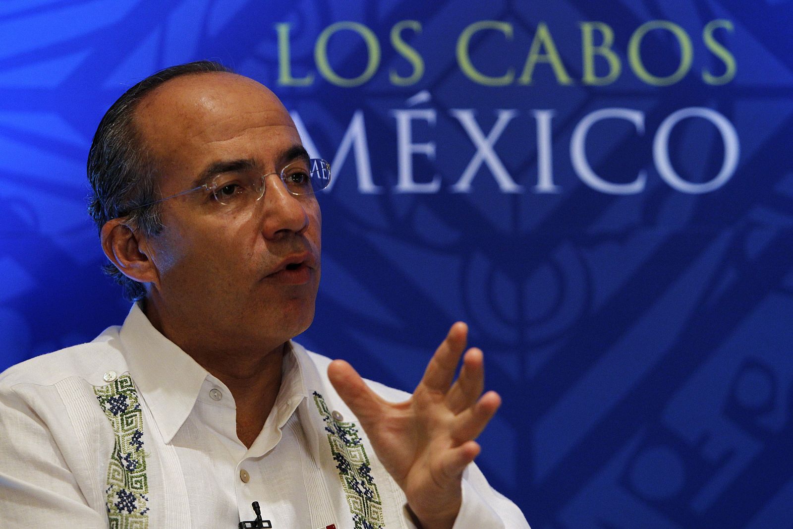 Felipe Calderón en una rueda de prensa en Los Cabos (México)