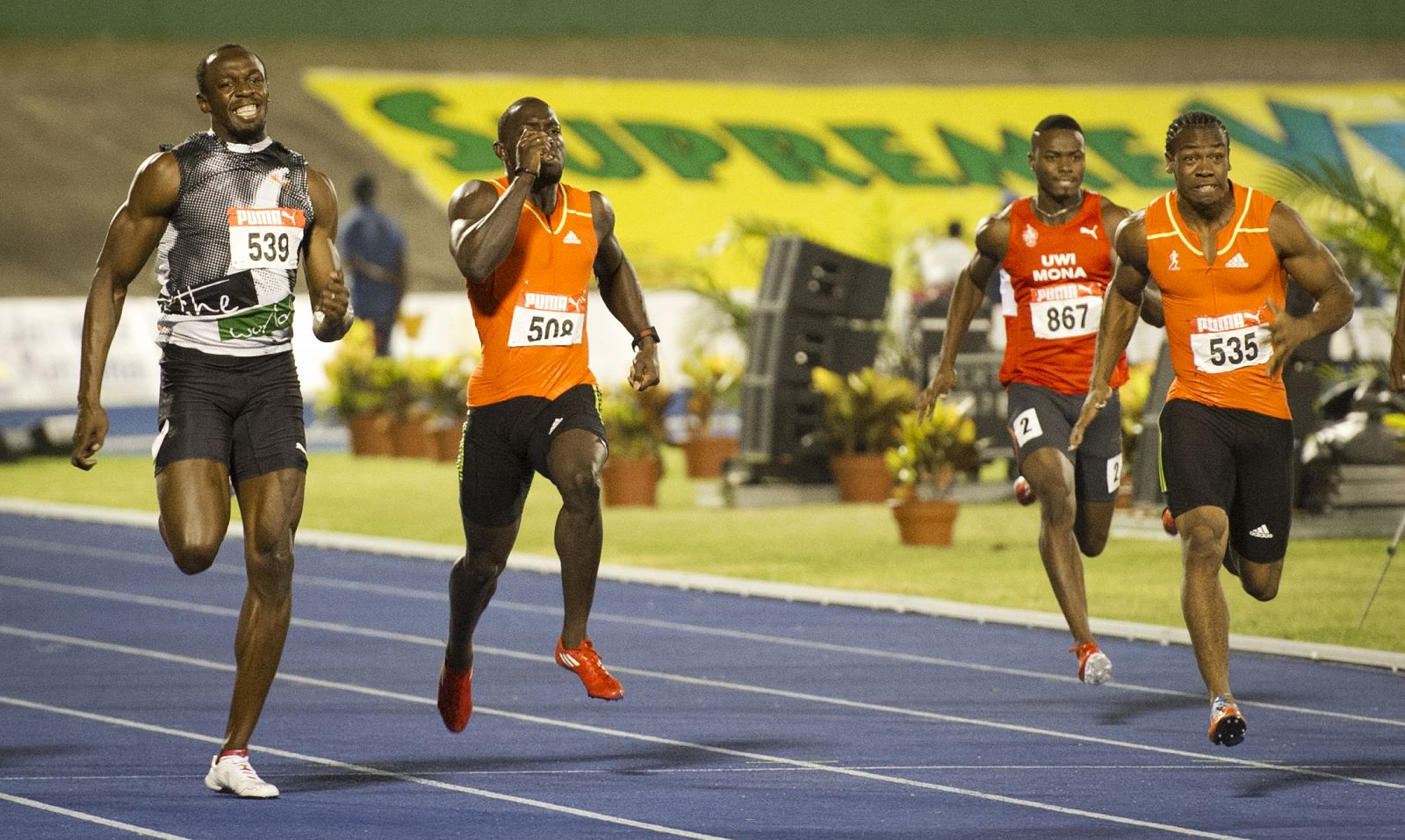 Blake gana a Bolt en los 200 metros de los 'trials' jamaicanos