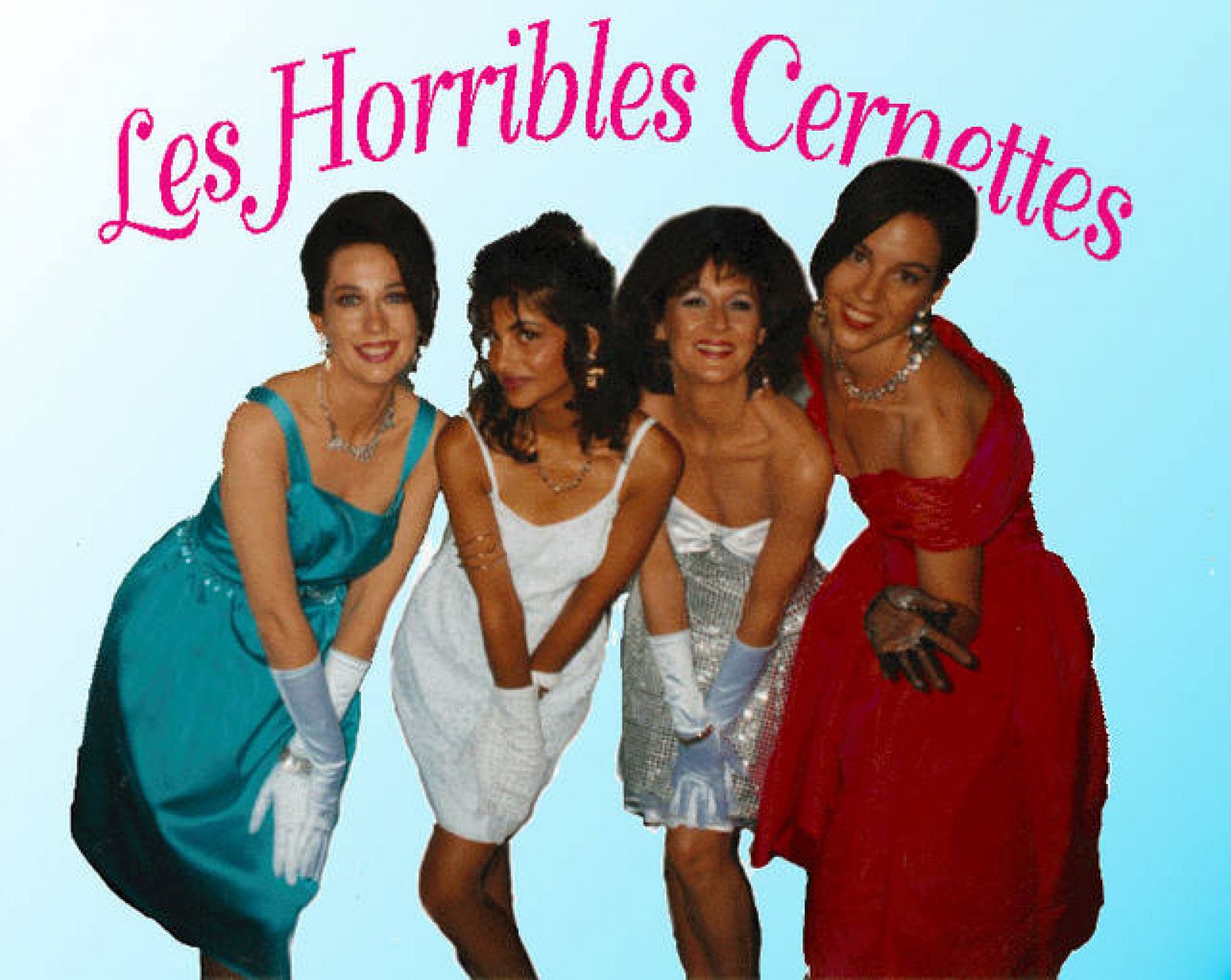 La primera foto subida a Internet con las integrantes del grupo 'Les Horrible Cernettes'