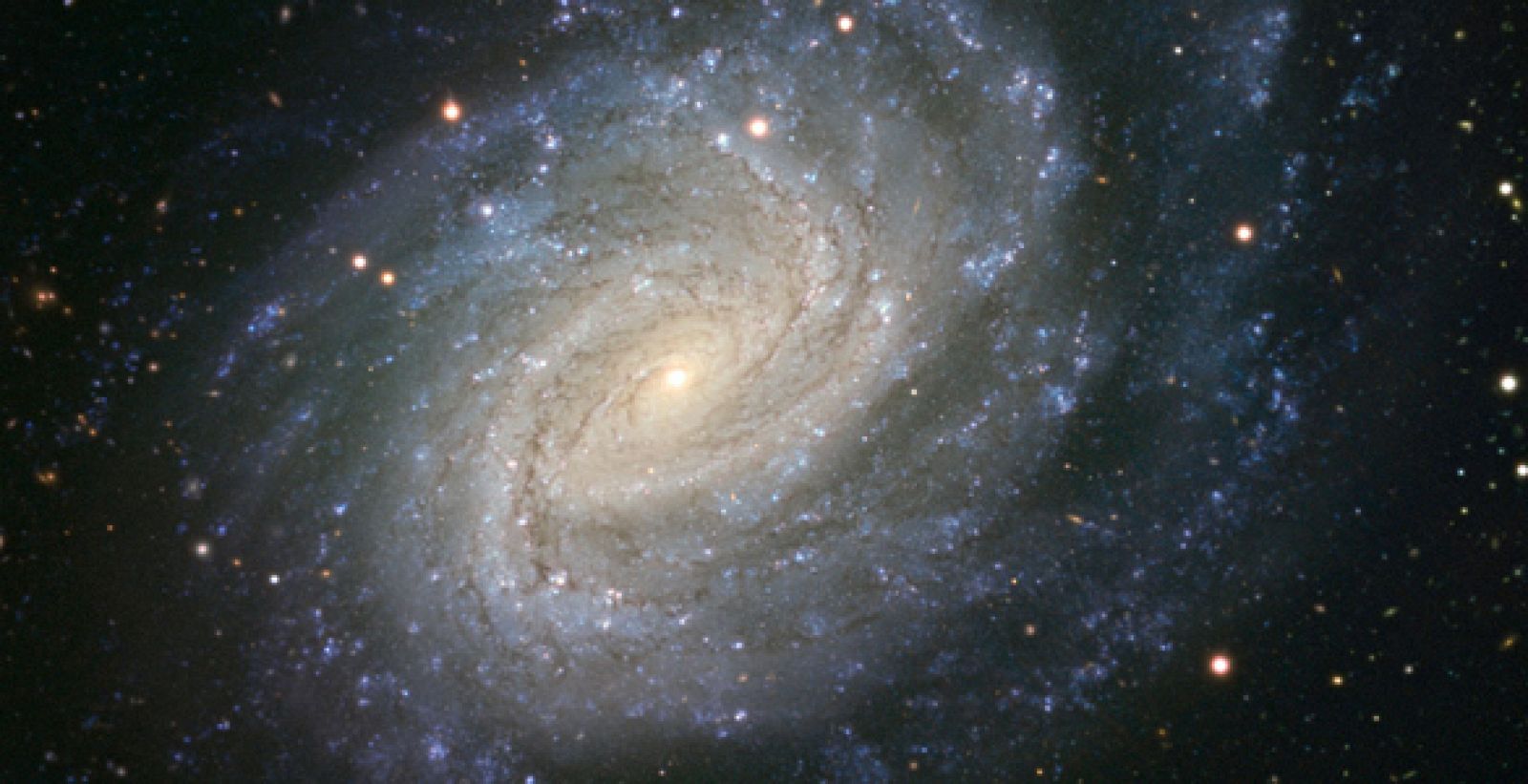 Imagen de la galaxia espiral NGC 1187 captada por el VLT