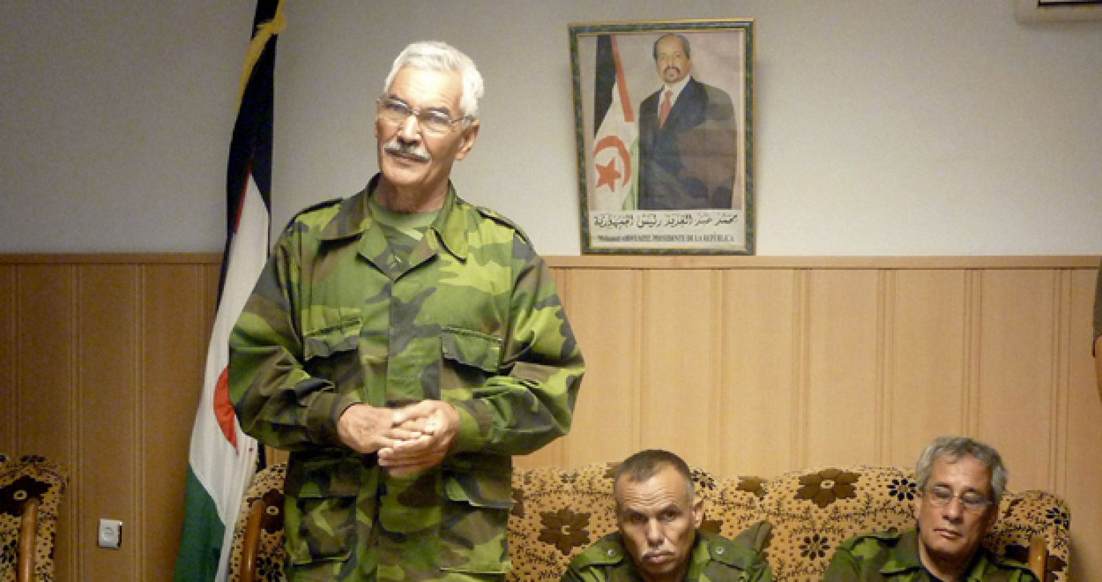 El ministro de Defensa de la República Árabe Democrática Saharaui (RASD), Mohamed Lamin Buhali, ha asegurado  que los militares saharauis reanudarían la guerra serían contra Marruecos por el previsible bloqueo del proceso de paz.