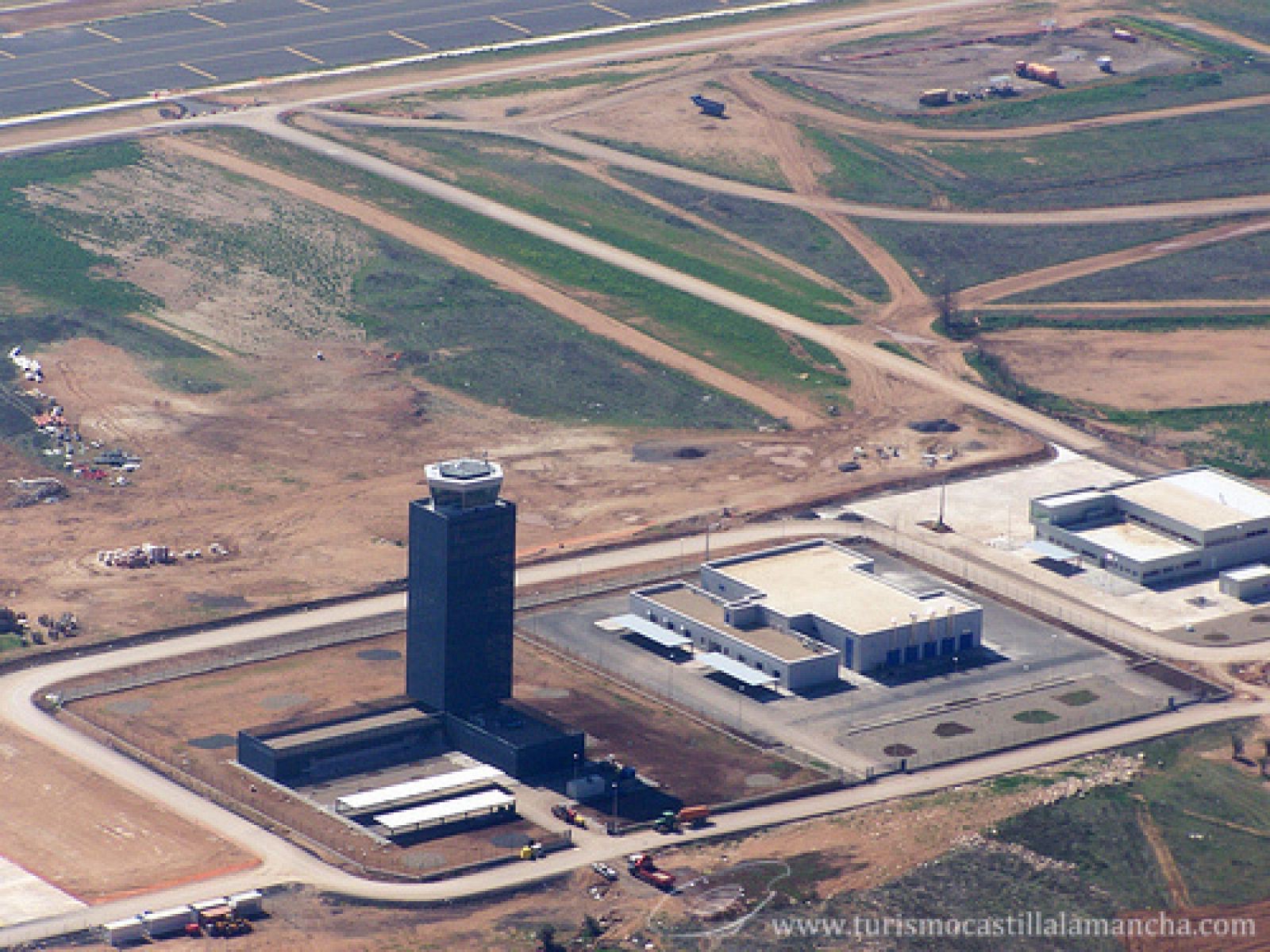 Imagen aérea del aeropuerto de Ciudad Real publicada por la web oficial de Turismo de Castilla-La Mancha.