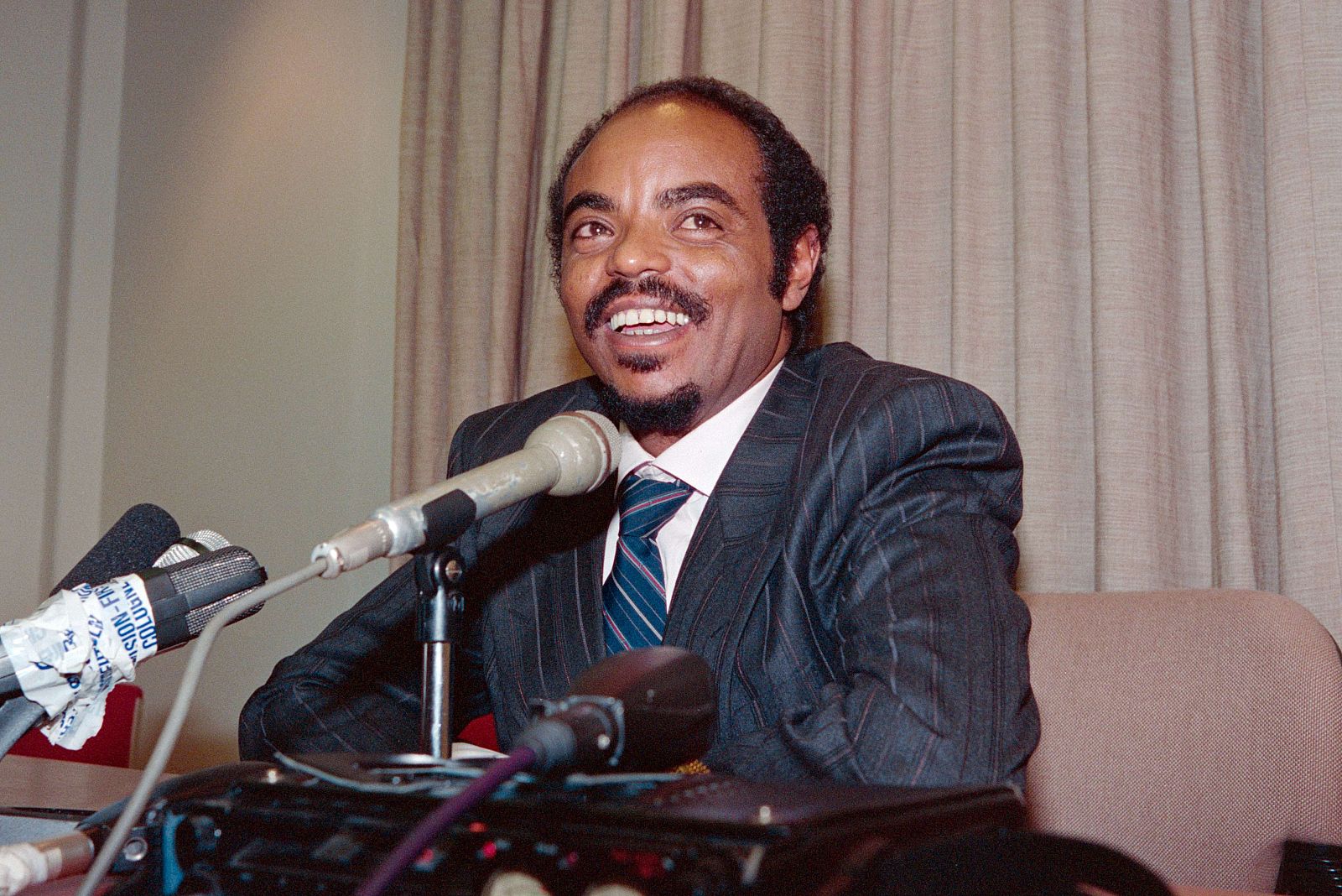 Foto de archivo de Meles Zenawi en 1991, cuando accedió al poder en Etiopía.