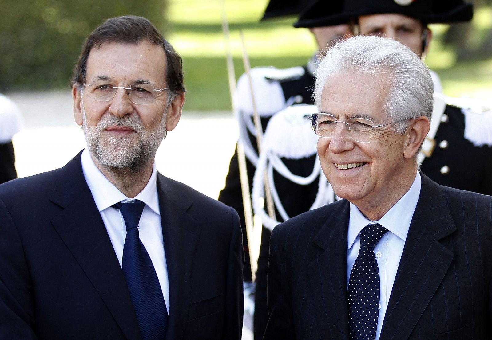 Monti recibe a Rajoy en villa Doria Pamphilj en Rome
