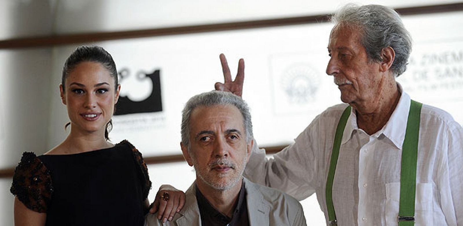 Aida Folch, Fernando Trueba y Jean Rochefort han presentado 'El artista y la modelo' en San Sebastián