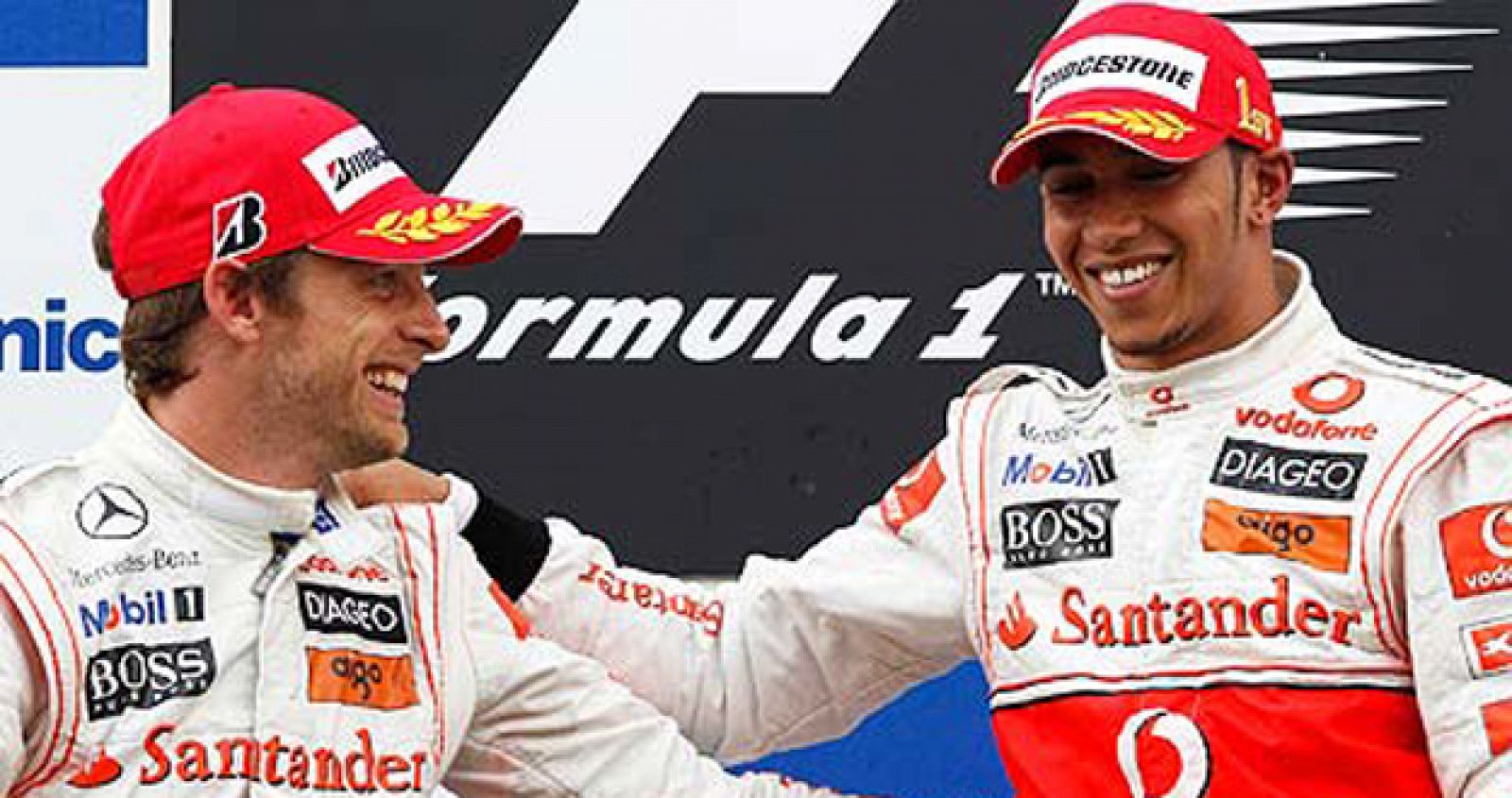 Los pilotos de McLaren, Button y Hamilton, en una imagen de archivo.