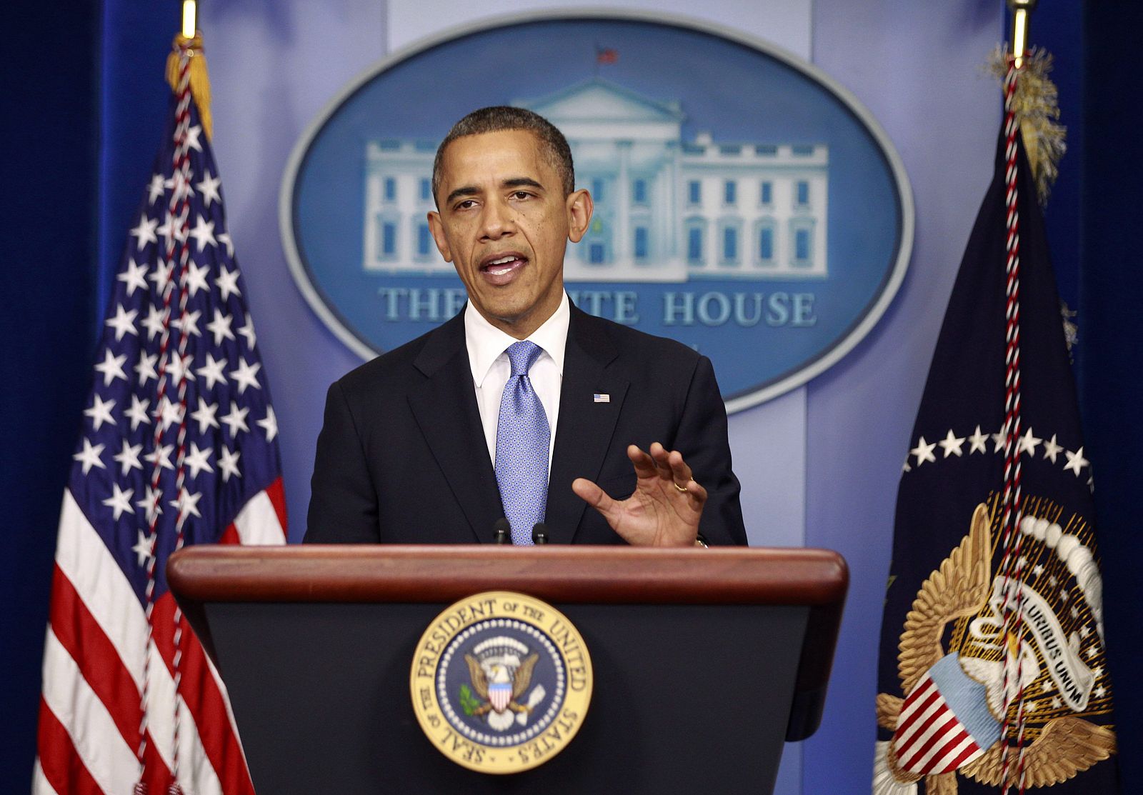 El presidente de EE.UU., Barack Obama, dirige un discurso a la nación para informar del huracán 'Sandy'.