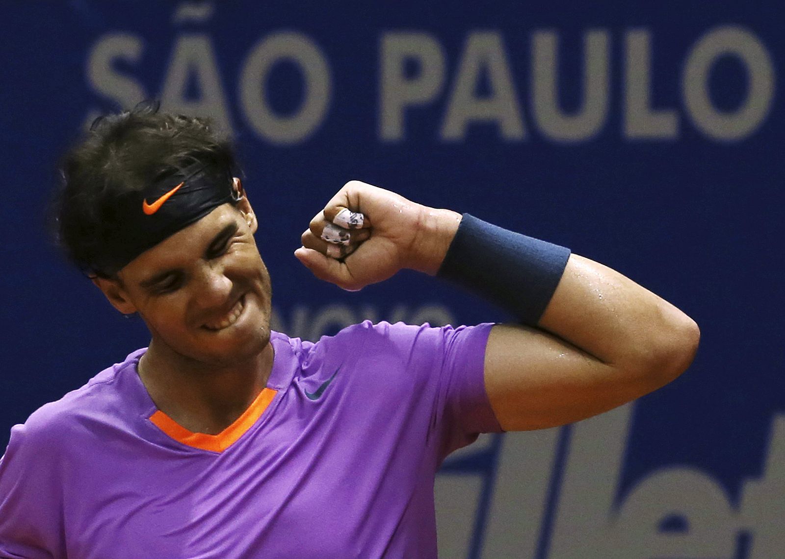 Rafael Nadal celebra su victoria en Sao Paulo.