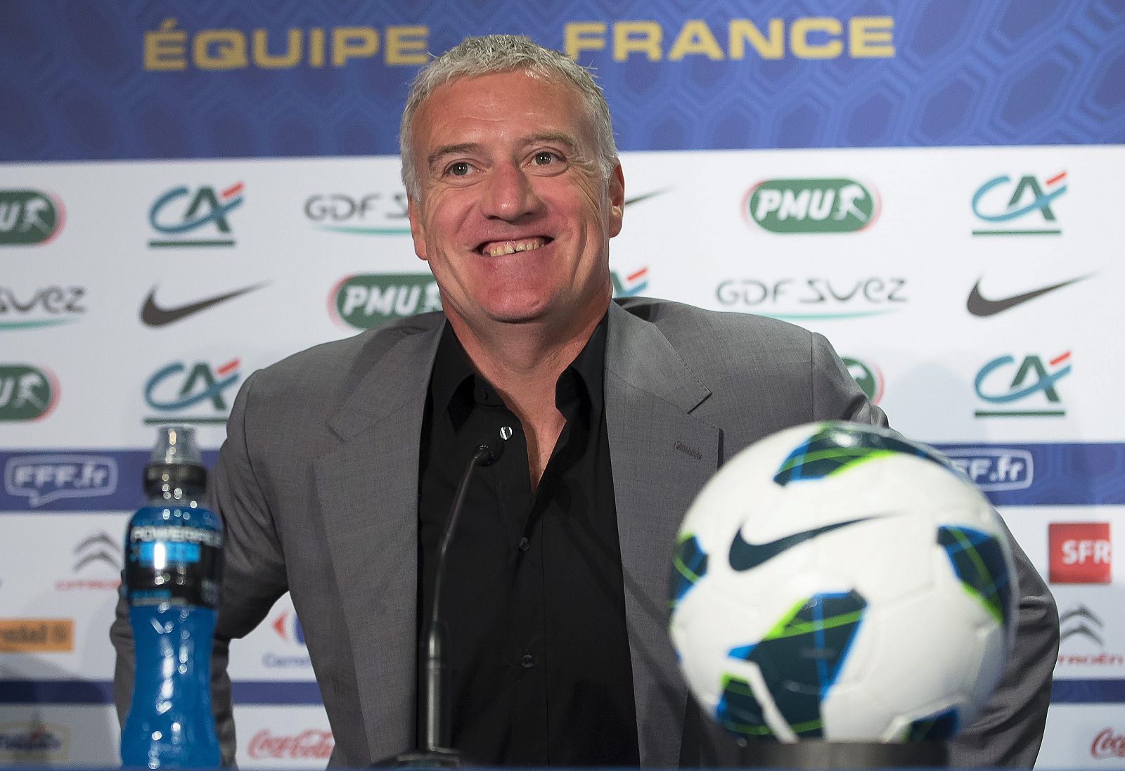 El seleccionador francés, Didier Deschamps, durante una rueda de prensa