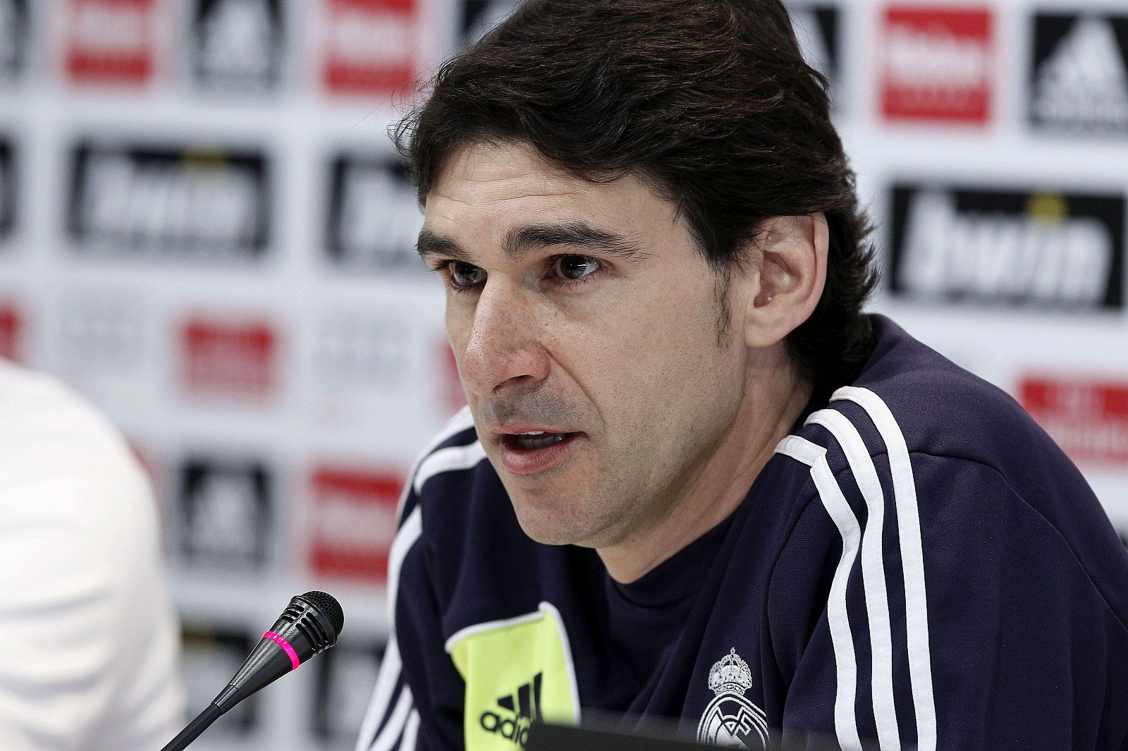Aitor Karanka, segundo entrenador del Real Madrid, durante la rueda de prensa