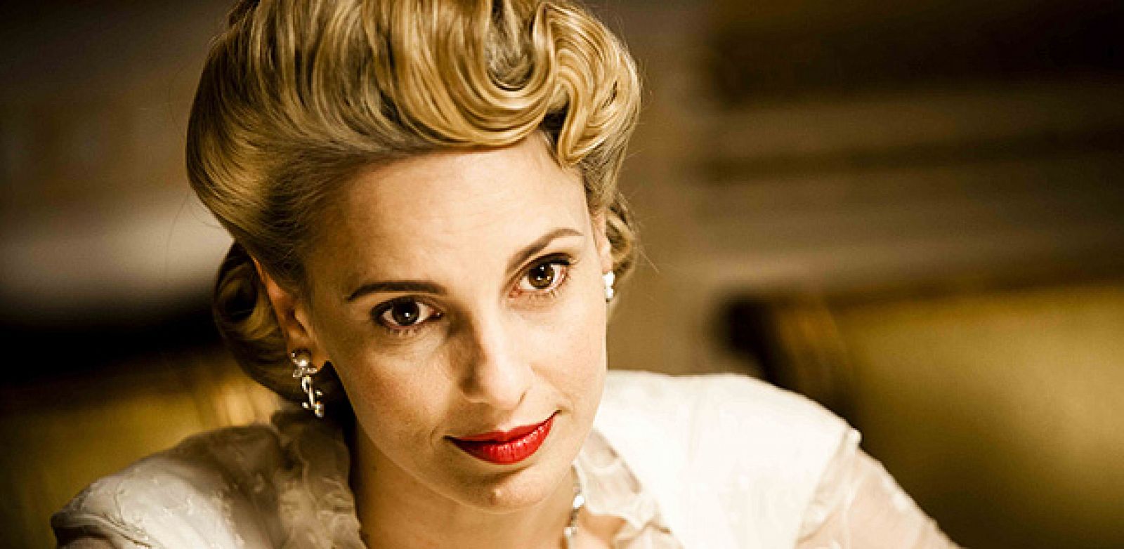 Julieta Cardinali es Eva Perón en 'Carta a Eva'