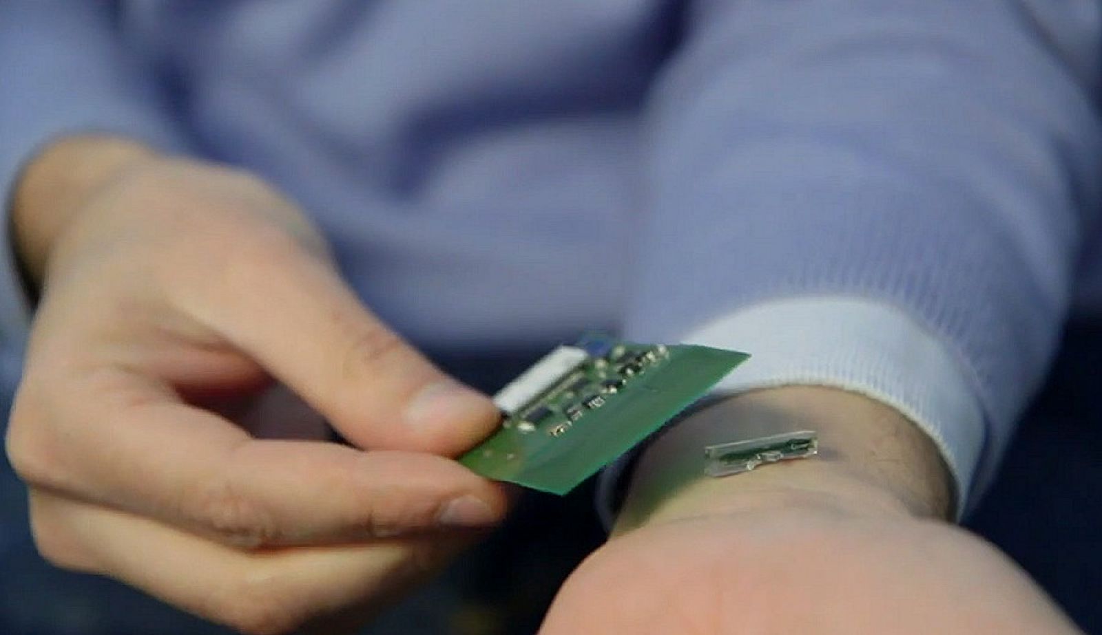 El sensor que permite hacer análisis de sangre por Bluetooth