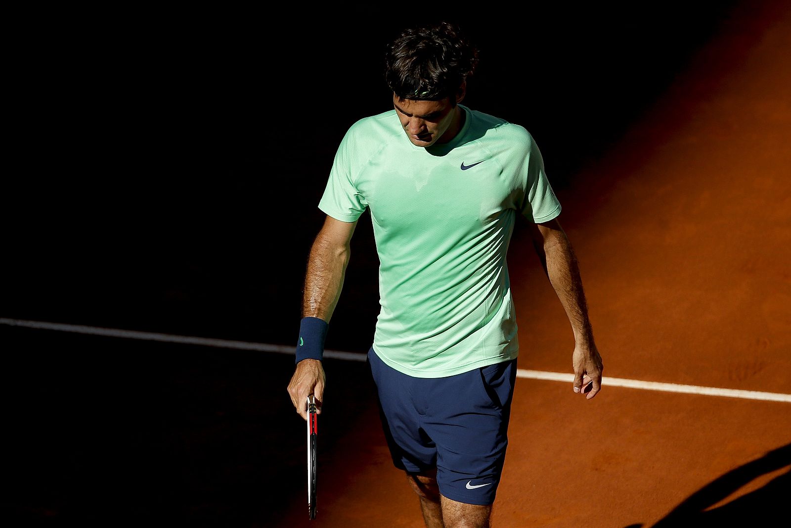 El tenista suizo Roger Federer al concluir su partido contra Nishikori