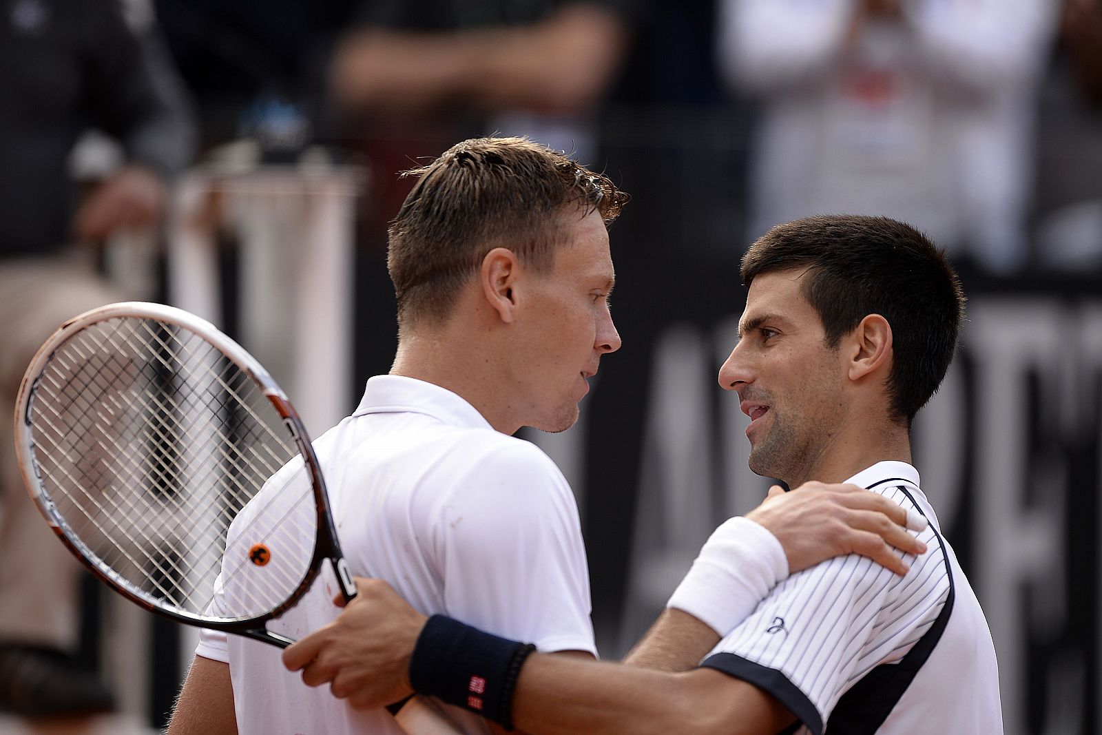 Djokovic felicita a Berdych tra ser derrotado por el checo en el Masters 1000 de Roma