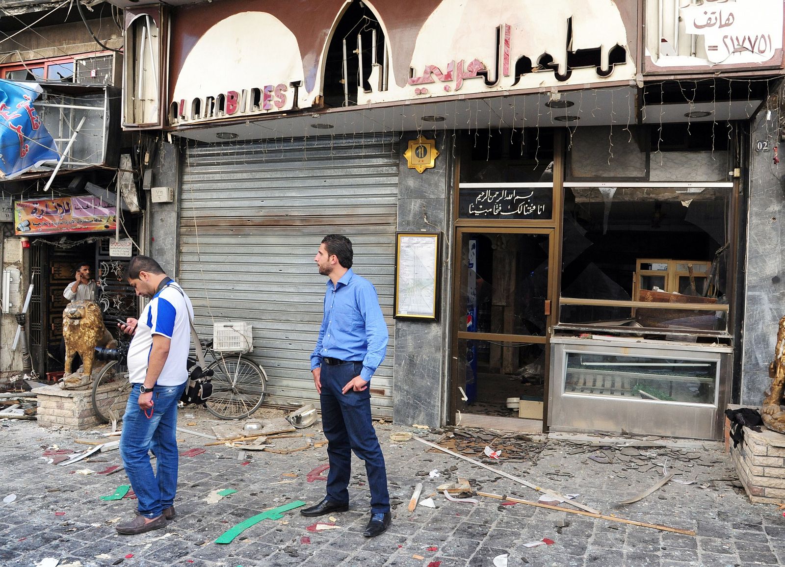 Imagen del lugar de la explosión en la plaza Marya, en el centro de Damasco, Siria