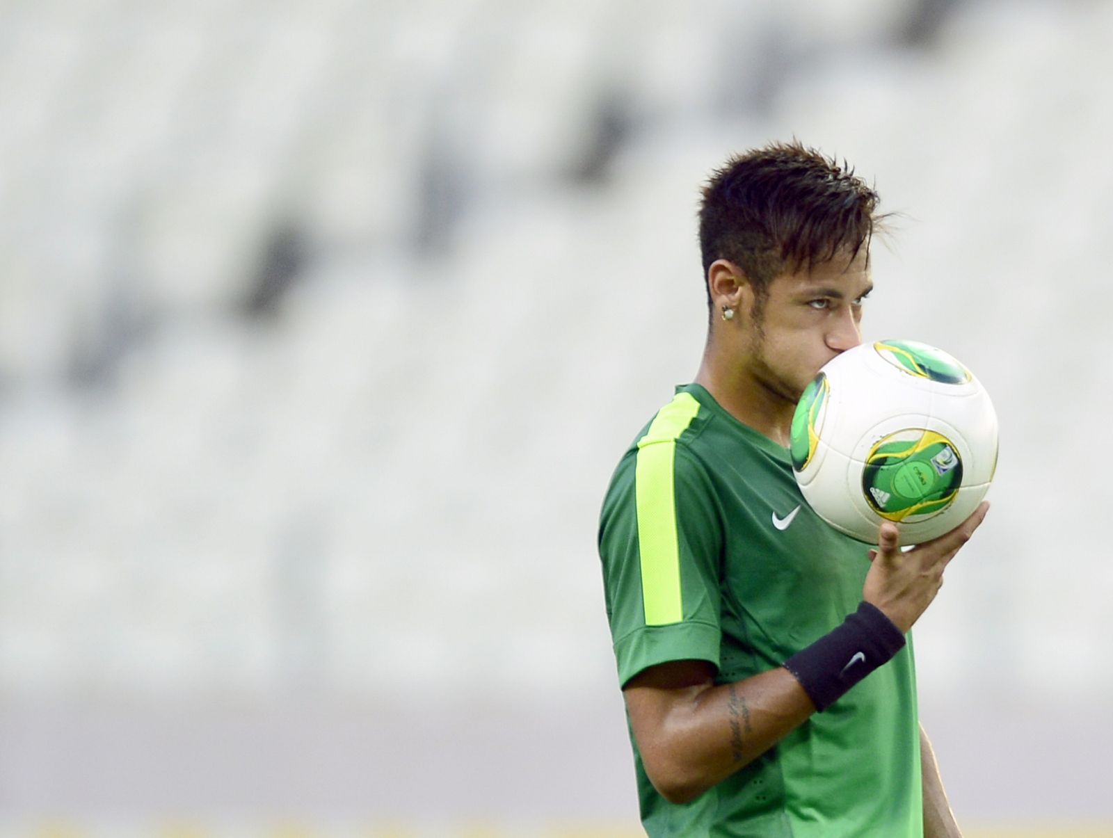 Imagen de la estralla brasileña Neymar Jr durante un entrenamiento.