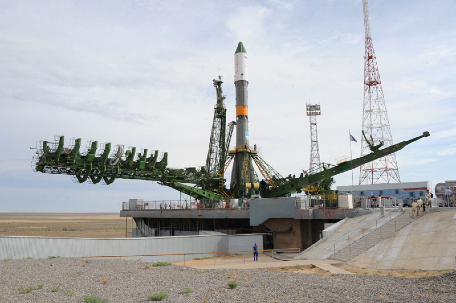 La Progress M-20M sobre el Soyuz-U que la lanzará