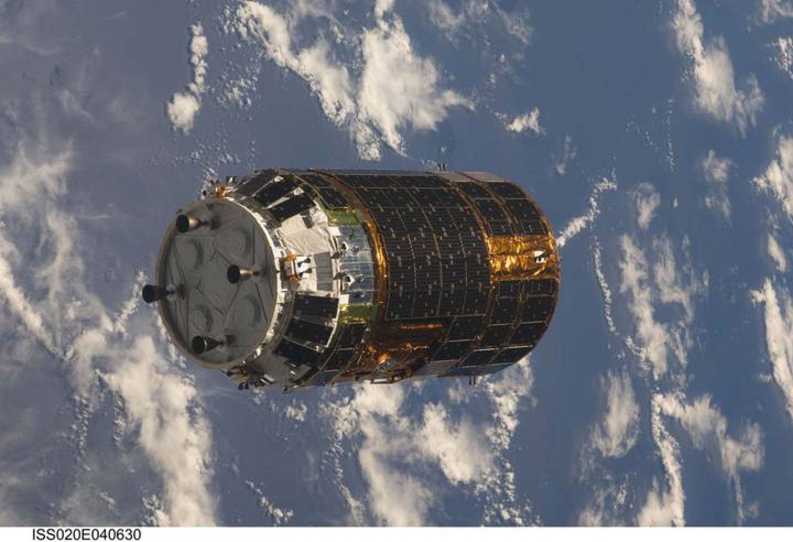 El primer H-II aproximándose a la Estación Espacial Internacional