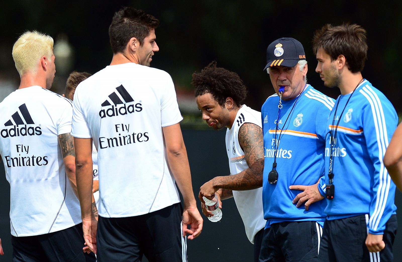 El entrenador del Real Madird, Carlo Ancelotti, junto a algunos de sus jugadores.