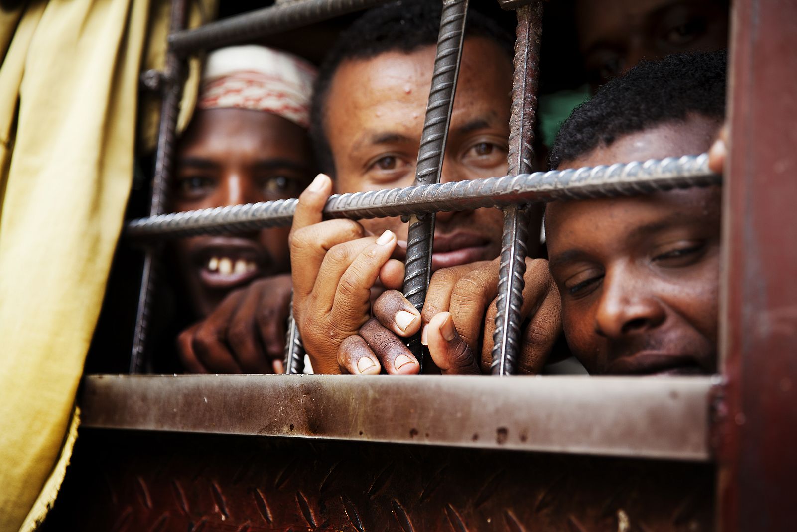 Inmigrantes africanos en el centro de internamiento de Saná, capital de Yemen