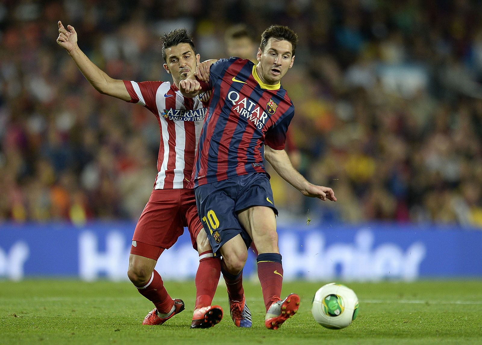 David Villa y Leo Messi, en un momento del partido de vuelta de la Supercopa