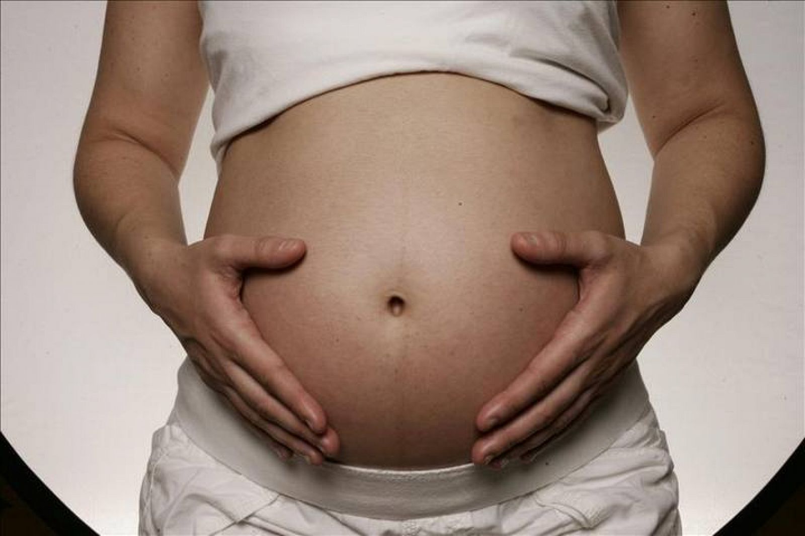 La mayoría de las mujeres españolas desconoce los alimentos que contienen los nutrientes y las vitaminas recomendadas en el embarazo.