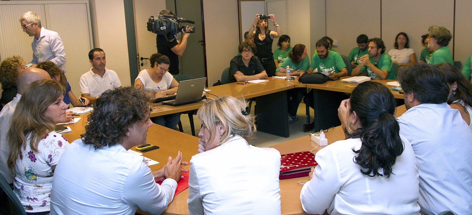 Reunión de representantes de los sindicatos de enseñanza.