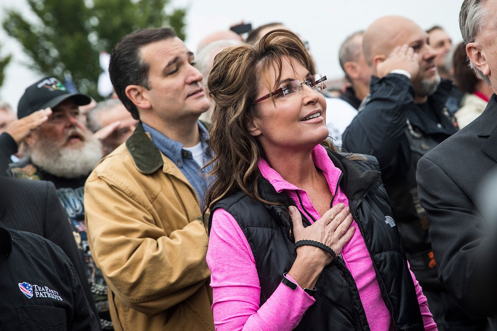 Sarah Palin y Ted Cruz en un homenaje a veternaos de gurra el 13 de octubre en Washington.