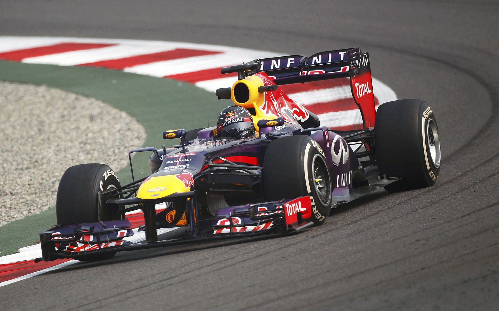 Sebastian Vettel durante los entrenamientos en el GP de la India.