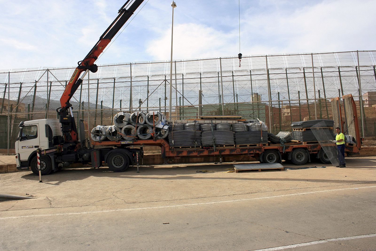 Instalan nuevos sistemas de seguridad en la valla de Melilla