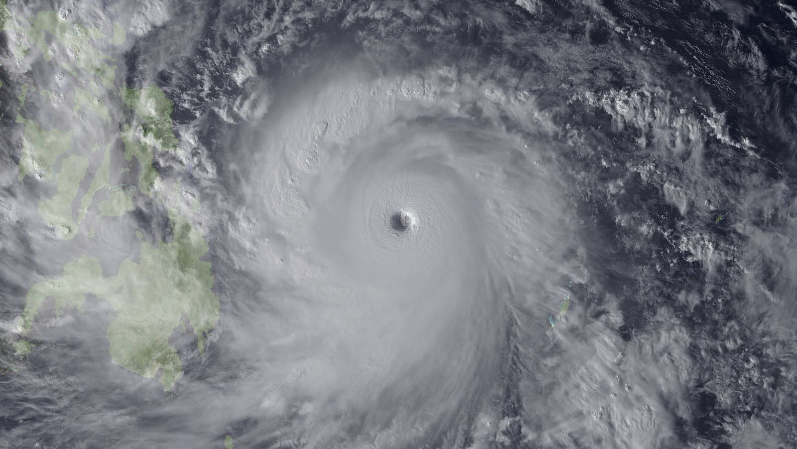 Fotografía vía satélite del supertifón Haiyan el 7 de noviembre.