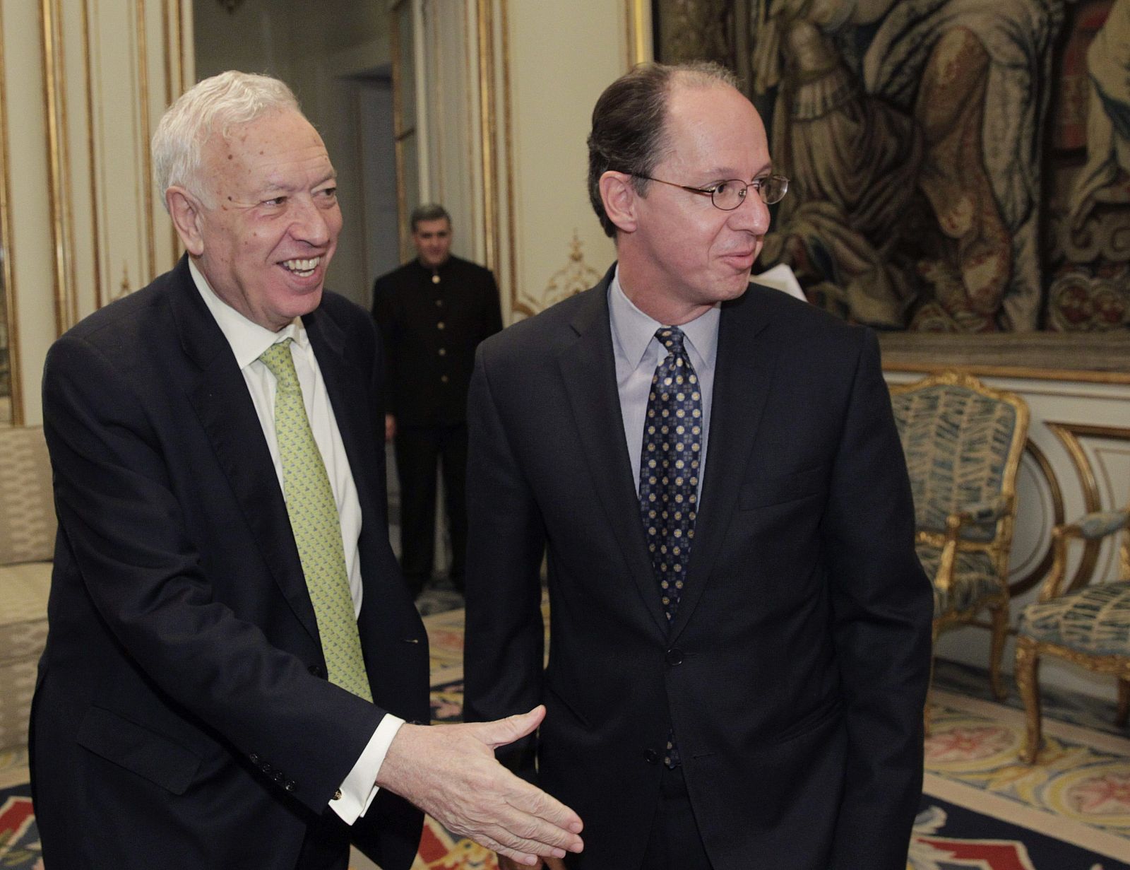 MARGALLO SE REUNE CON EL RELATOR ESPECIAL SOBRE LA PROMOCIÓN DE LA VERDAD, LA JUSTICIA, LA REPARACIÓN Y LAS GARANTÍAS DE NO REPETICIÓN, PABLO DE GREIFF