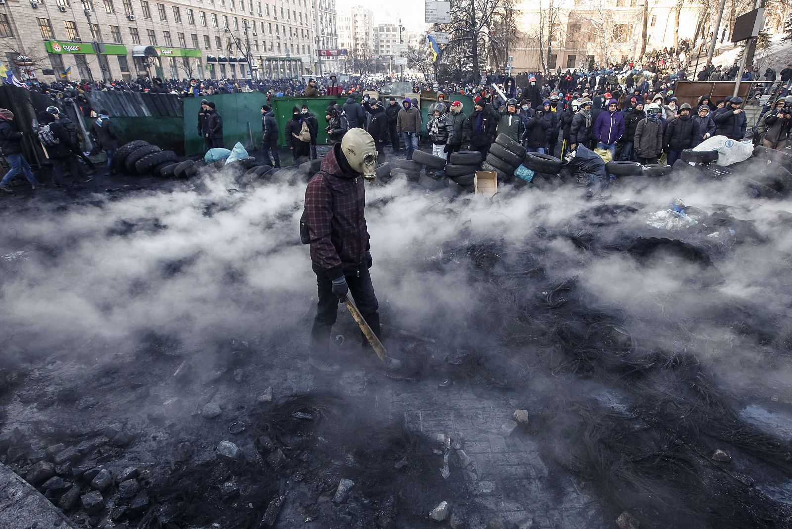 Manifestantes ucranianos han protagonizado violentos choques con la policía ucraniana.