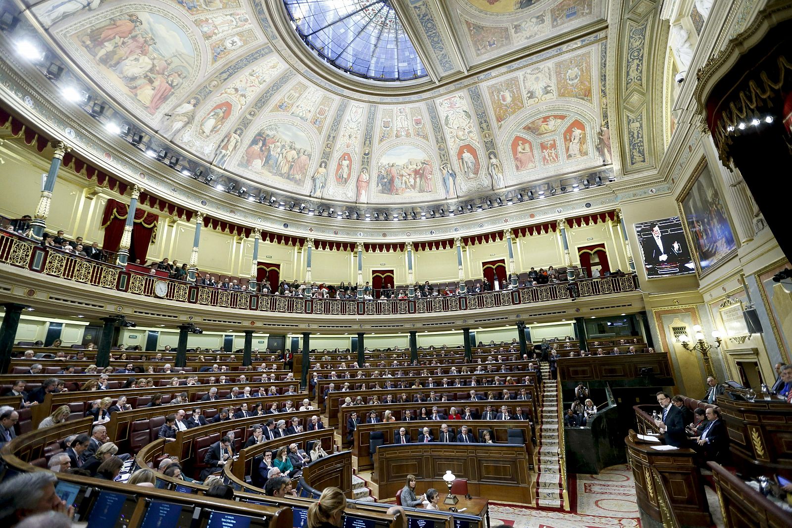 Vista del hemiciclo durante la intervención del presidente del Gobierno, Mariano Rajoy, en la primera sesión del debate sobre el estado de la nación.
