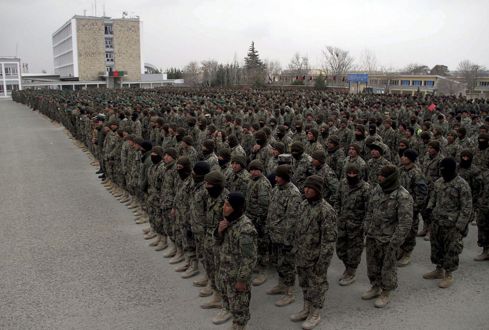 Vista de la graduación de soldados afganos durante una ceremonia celebrada en Kabul, Afganistán