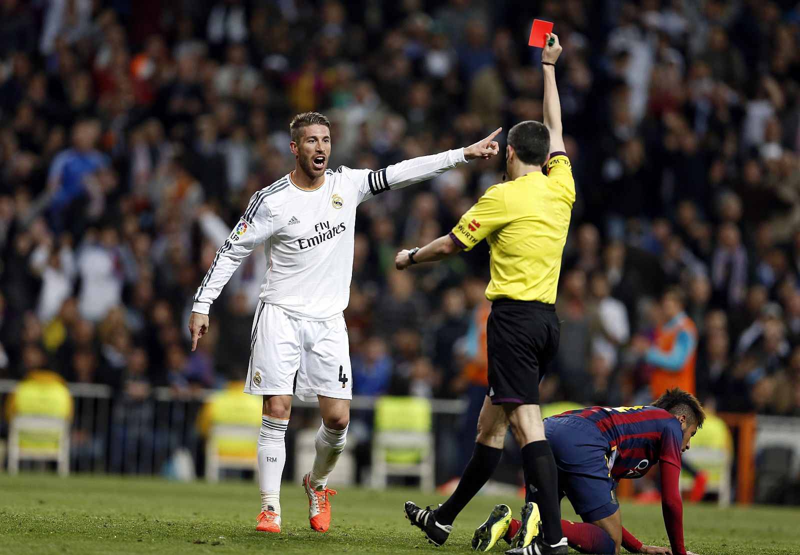 Sergio Ramos, expulsado en el Real Madrid - FC Barcelona