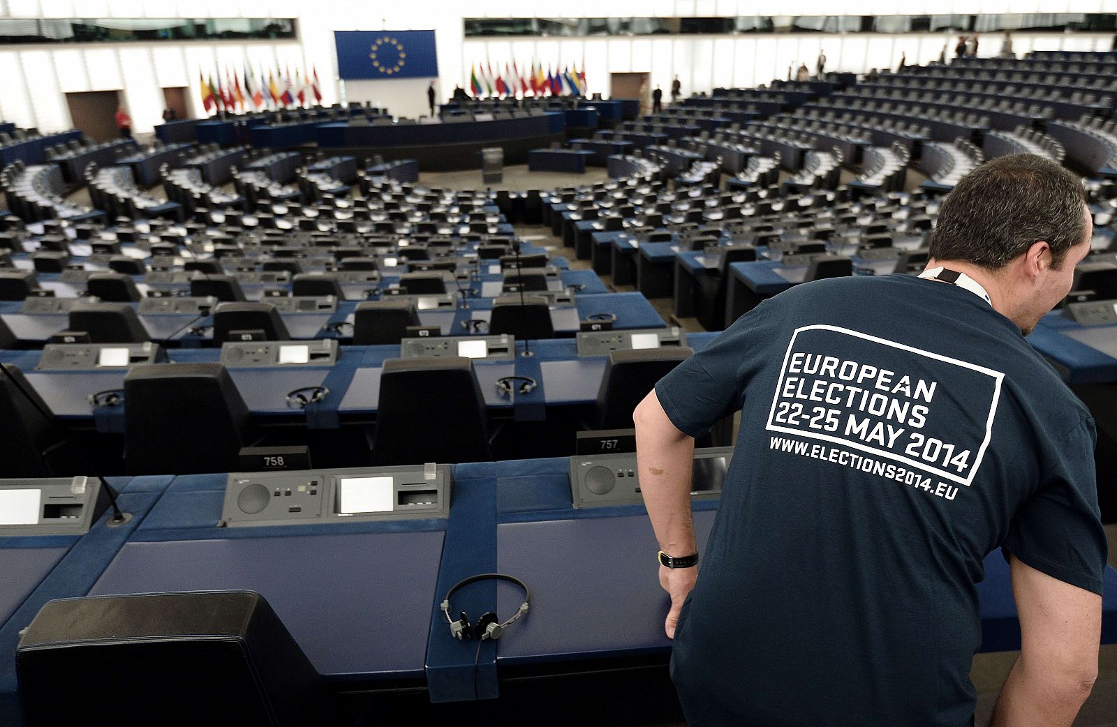 El hemiciclo de Estrasburgo espera a los nuevos eurodiputados.
