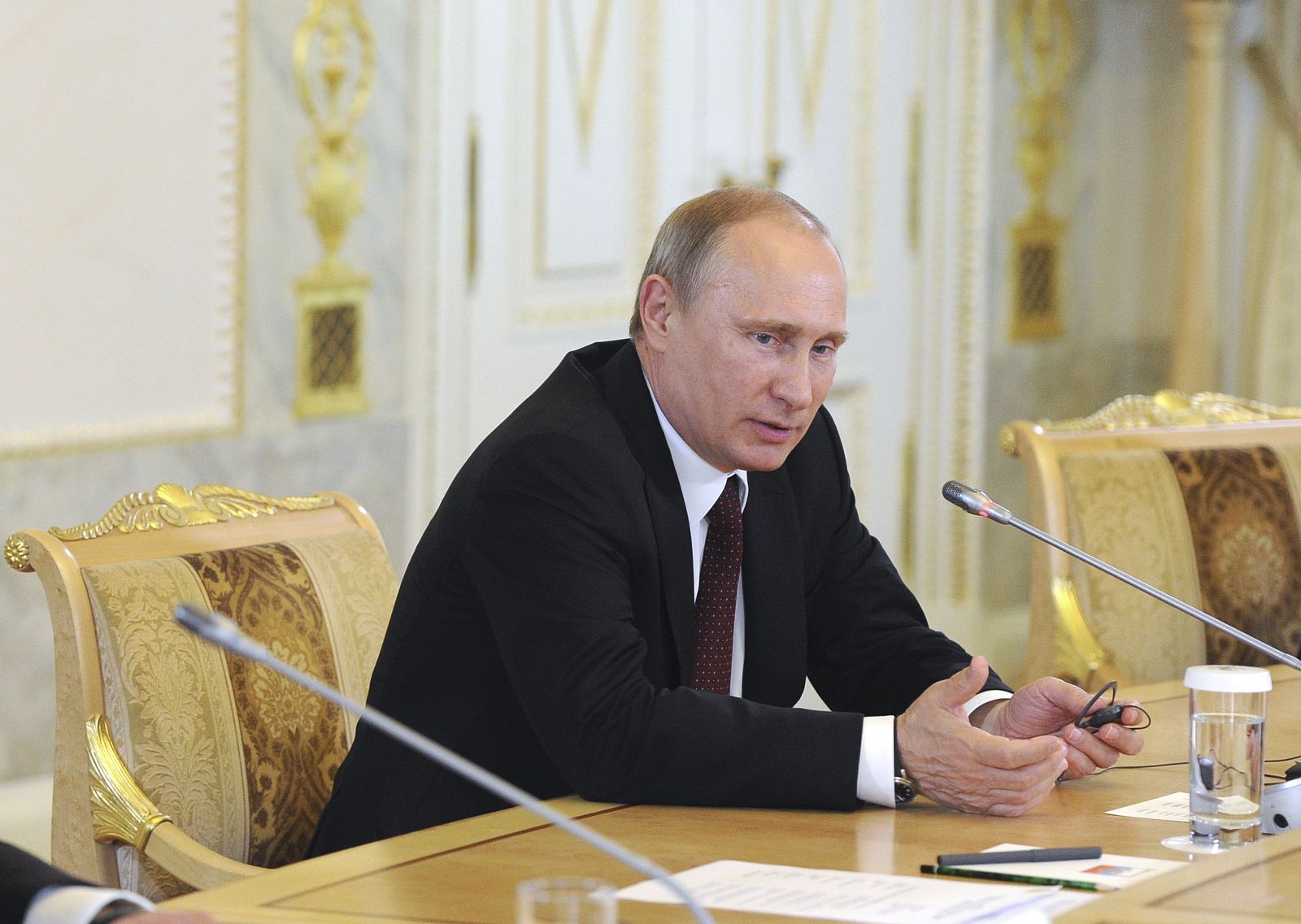 El presidente de Rusia, Vladímir Putin se ha reunido con los presidentes de doce agencias internacionales de prensa, entre ellas Efe.