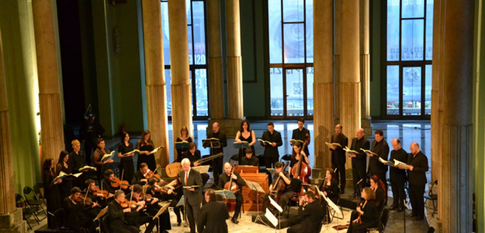 Orquesta de La Capilla Real en el Círculo de Bellas Artes.