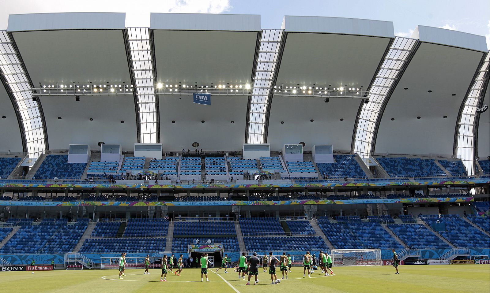 La selección mexicana participan en un entrenamiento en el estadio Dos Lunas de Natal.