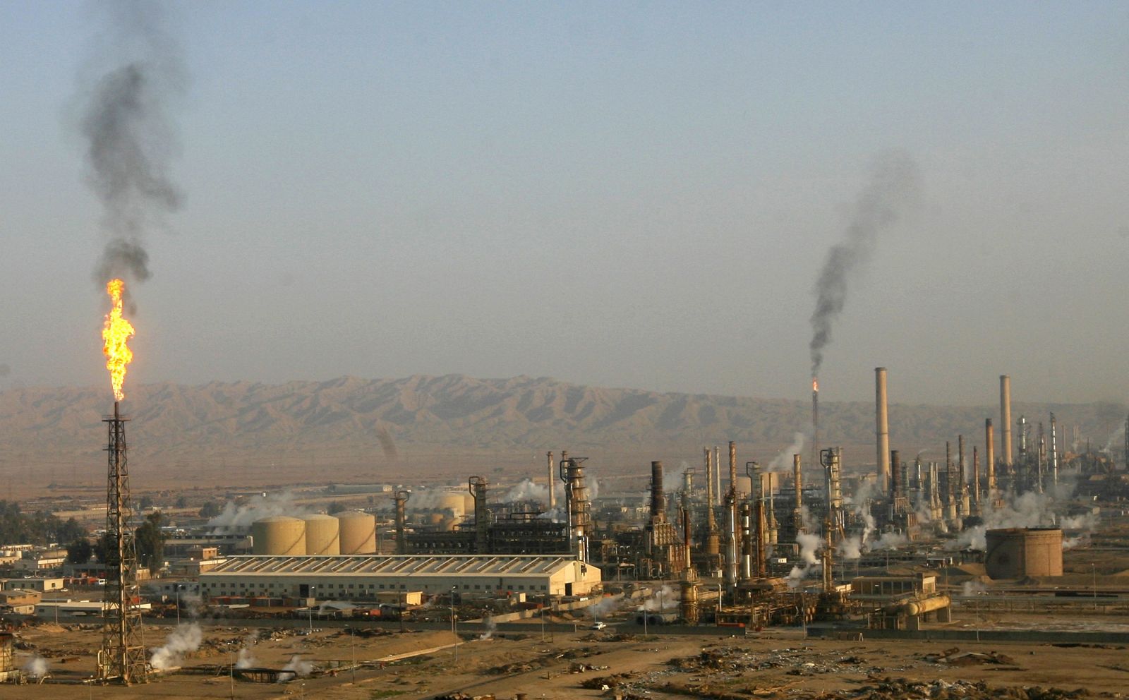 Fotografía de archivo de la refinería de Biyi, en Irak