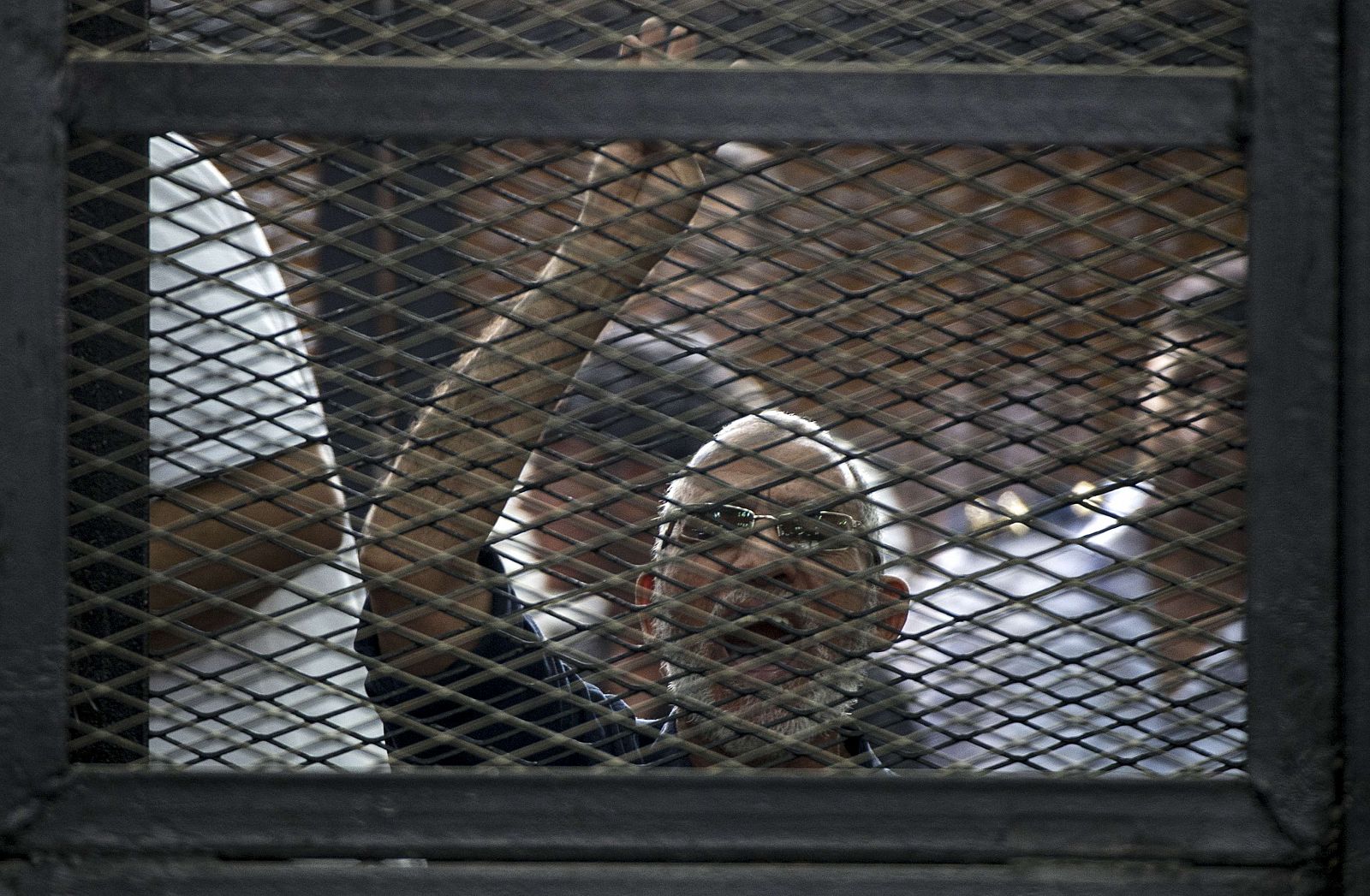 El líder de los Hermanos Musulmanes, Mohamed Badia, durante el juicio.