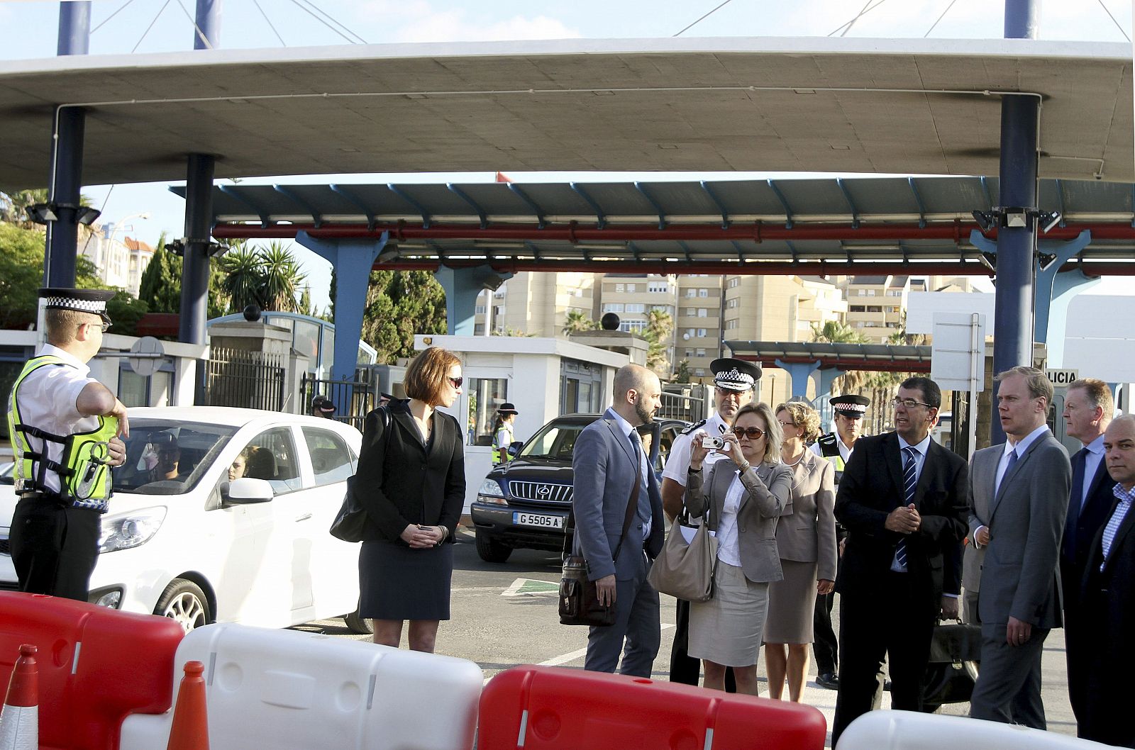 COMIENZA LA INSPECCIÓN DE LA MISIÓN DE LA UE A LA VERJA DE GIBRALTAR