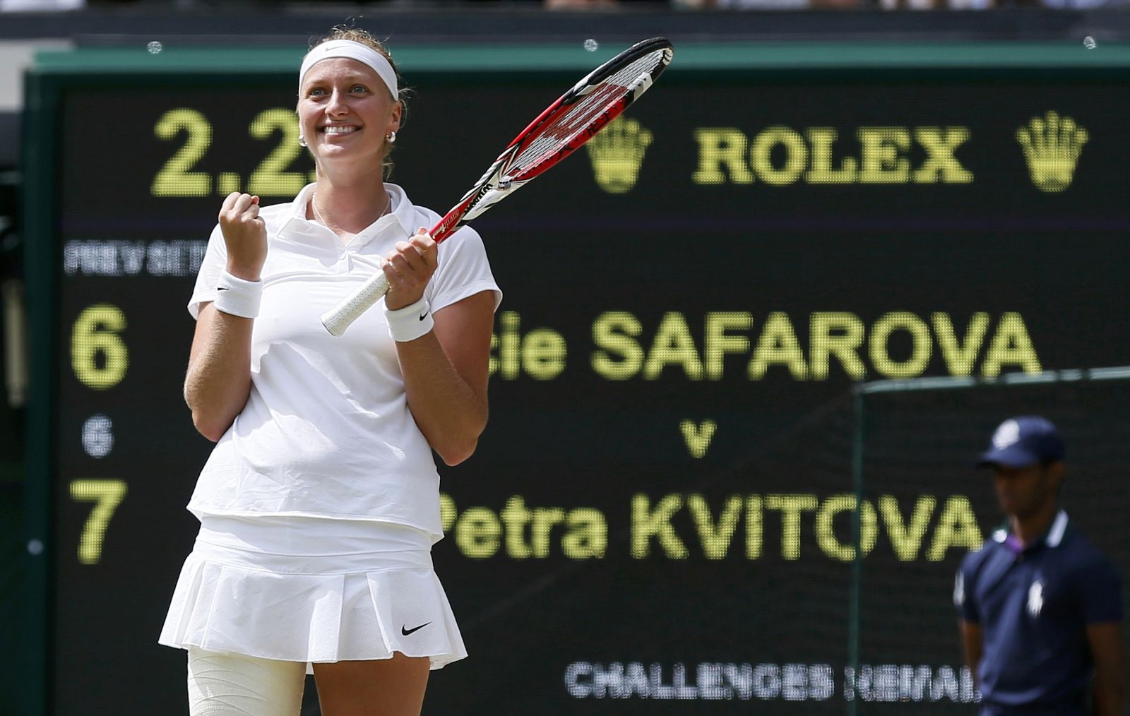 La checa Petra Kvitova celebra la victoria frente a su compatriota Lucie Safarova